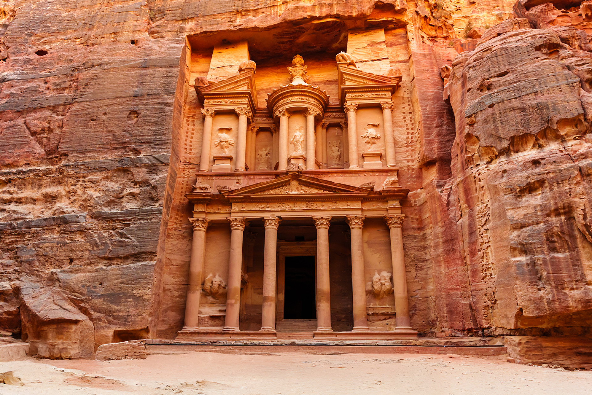 The Treasury (Al-Khazna), Petra