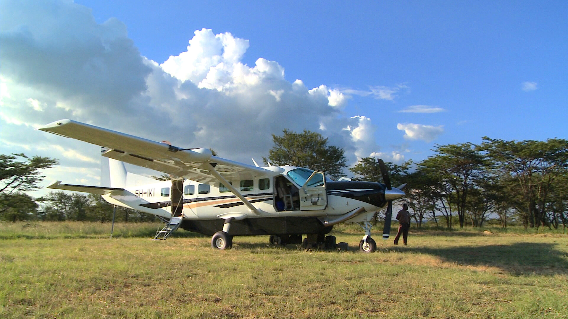 Kenya SkySafari - Luxury Air & Game Viewing