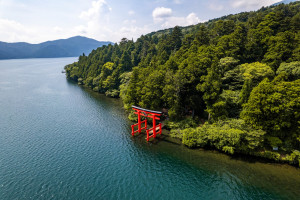 Hakone shutterstock 2528346859