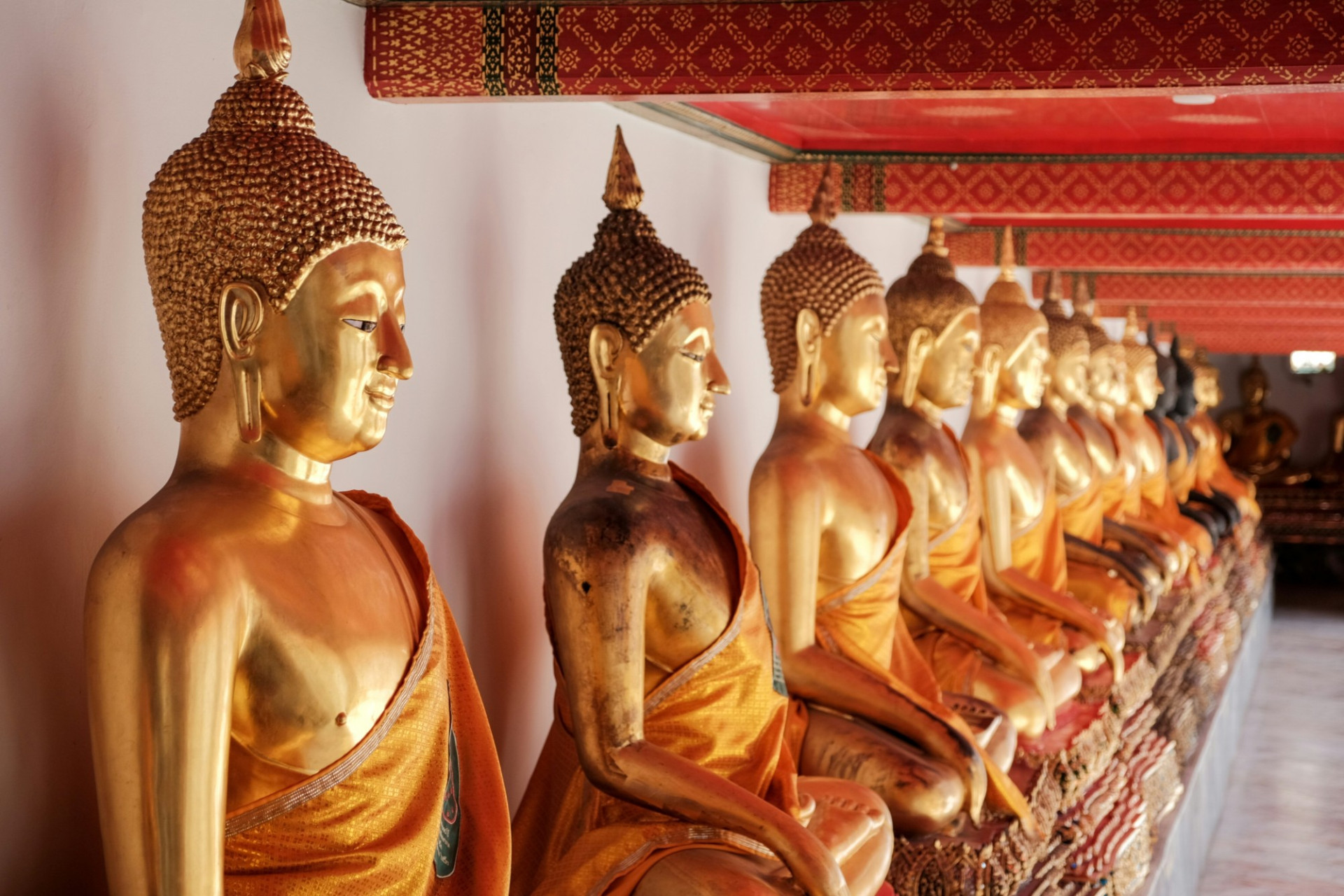 Wat Pho Temple c. Jacob Guse on Unsplash 
