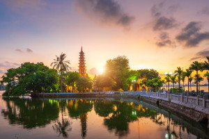 Tran Quoc Pagoda Hanoi AdobeStock 528819476 c.Sky view
