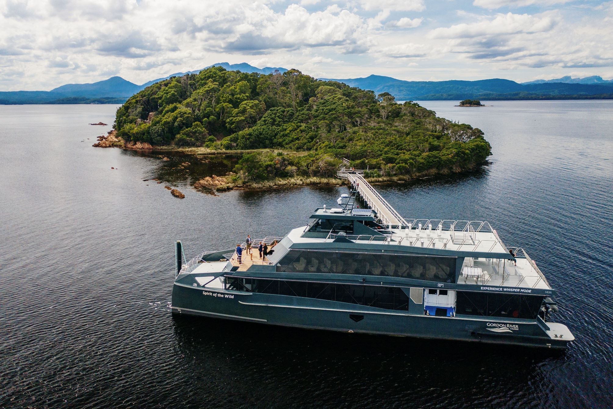 Taste of Tasmania – Gourmet Food & Wine Tour