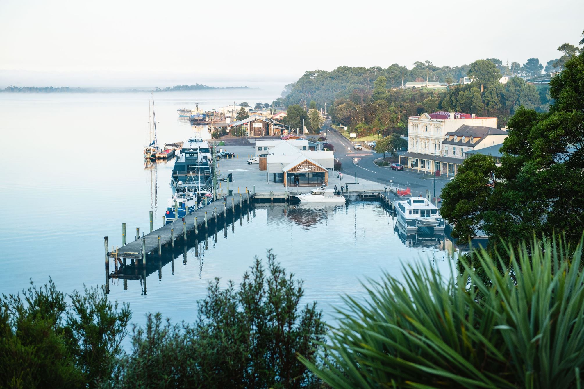 Taste of Tasmania – Gourmet Food & Wine Tour