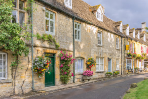 Cotswolds Stow on the Wold England iStock 528195495 web