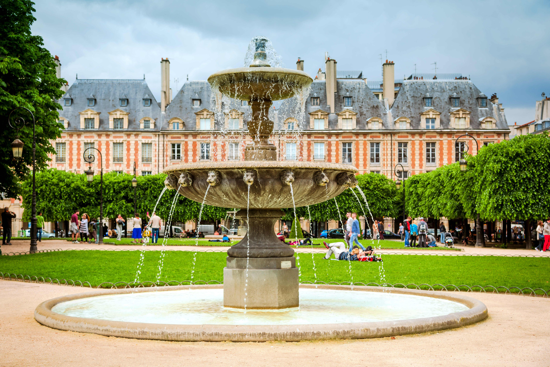 Place des Vosges, Paris