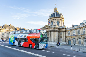 Paris Tootbus Institut de France building iStock 1471003429 web