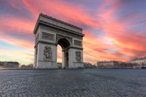 Paris Arc de Triomphe sunset France AdobeStock 626628742 web