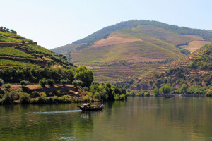 Douro River cruise boat Portugal image credit Tour Desk web
