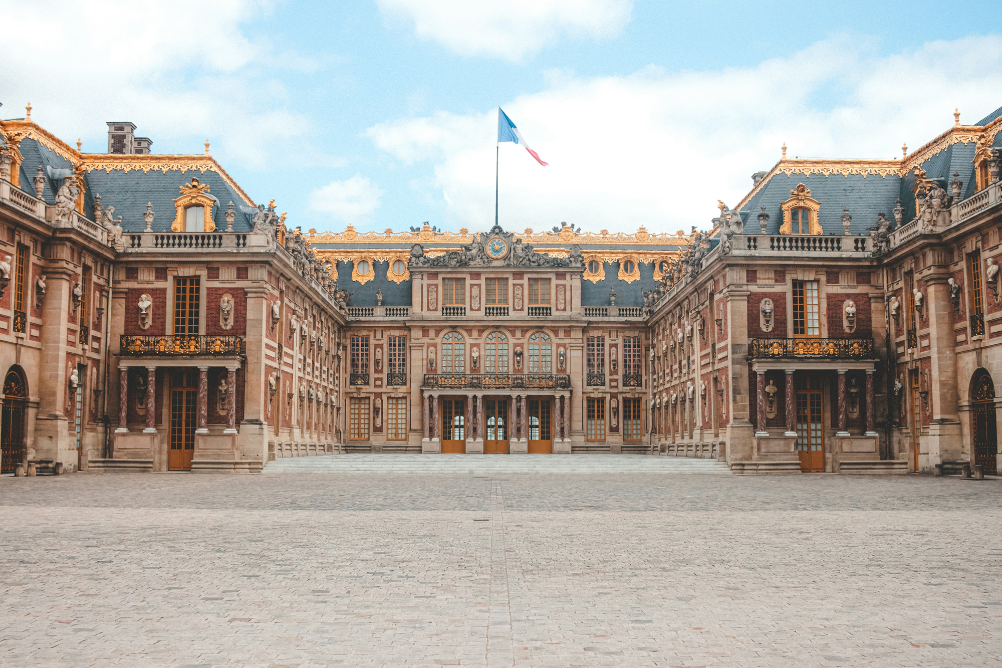 United Kingdom & France Discovery Tour - London and Paris