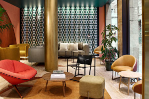Barcelona Kimpton Vividora Hotel entrance lounge Spain web