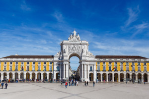 Lisbon Praca do Comercio Commerce Plaza Portugal iStock 1369969128 web