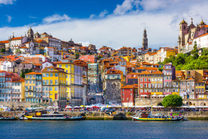 Porto view of the Old Town Ribeira Douro River Portugal AdobeStock 79650880 web