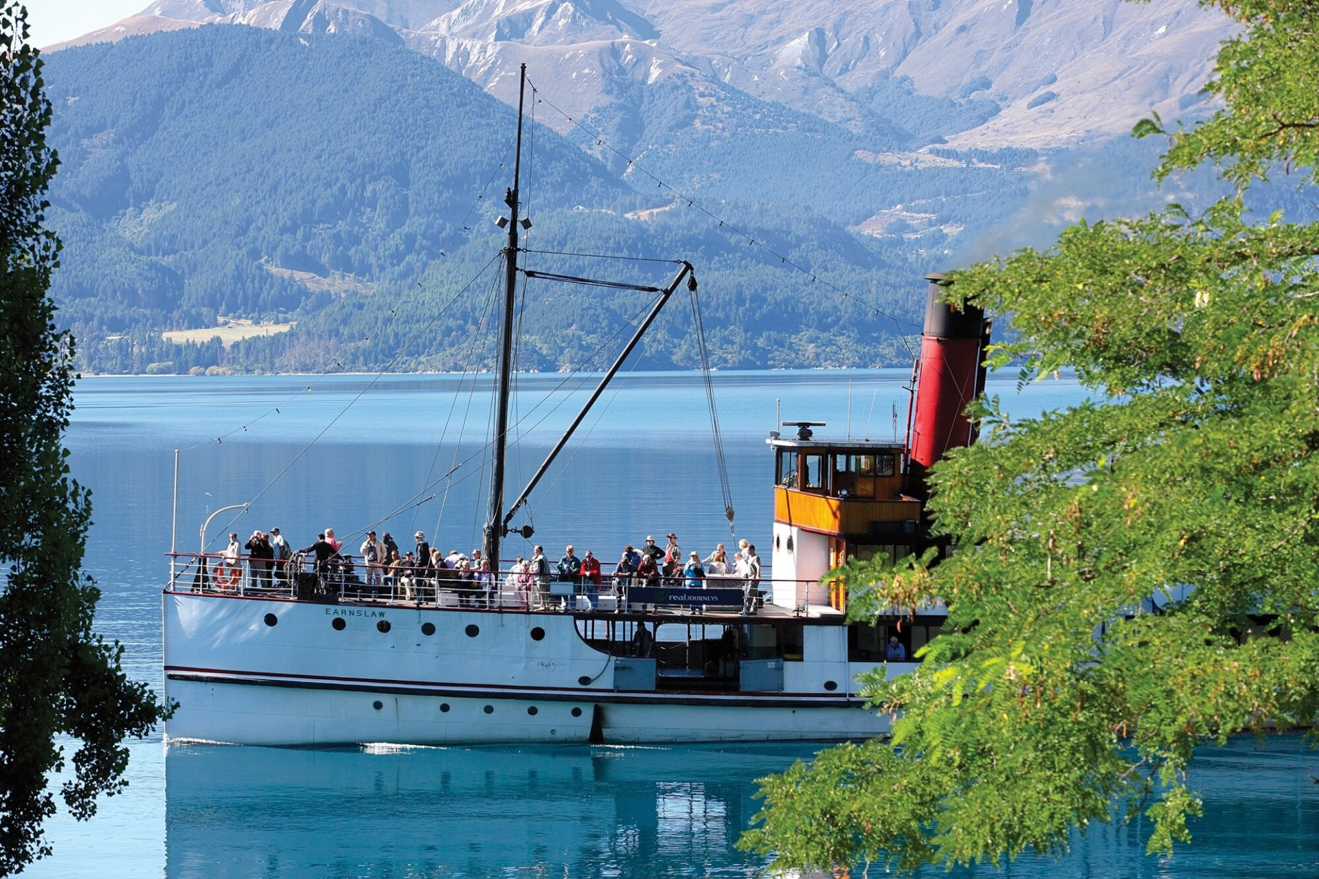 Queenstown Walter Peak TSS Earnslaw Docking