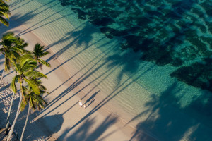 Shangri La Yanuca Island Sunrise Beach 2 WEB
