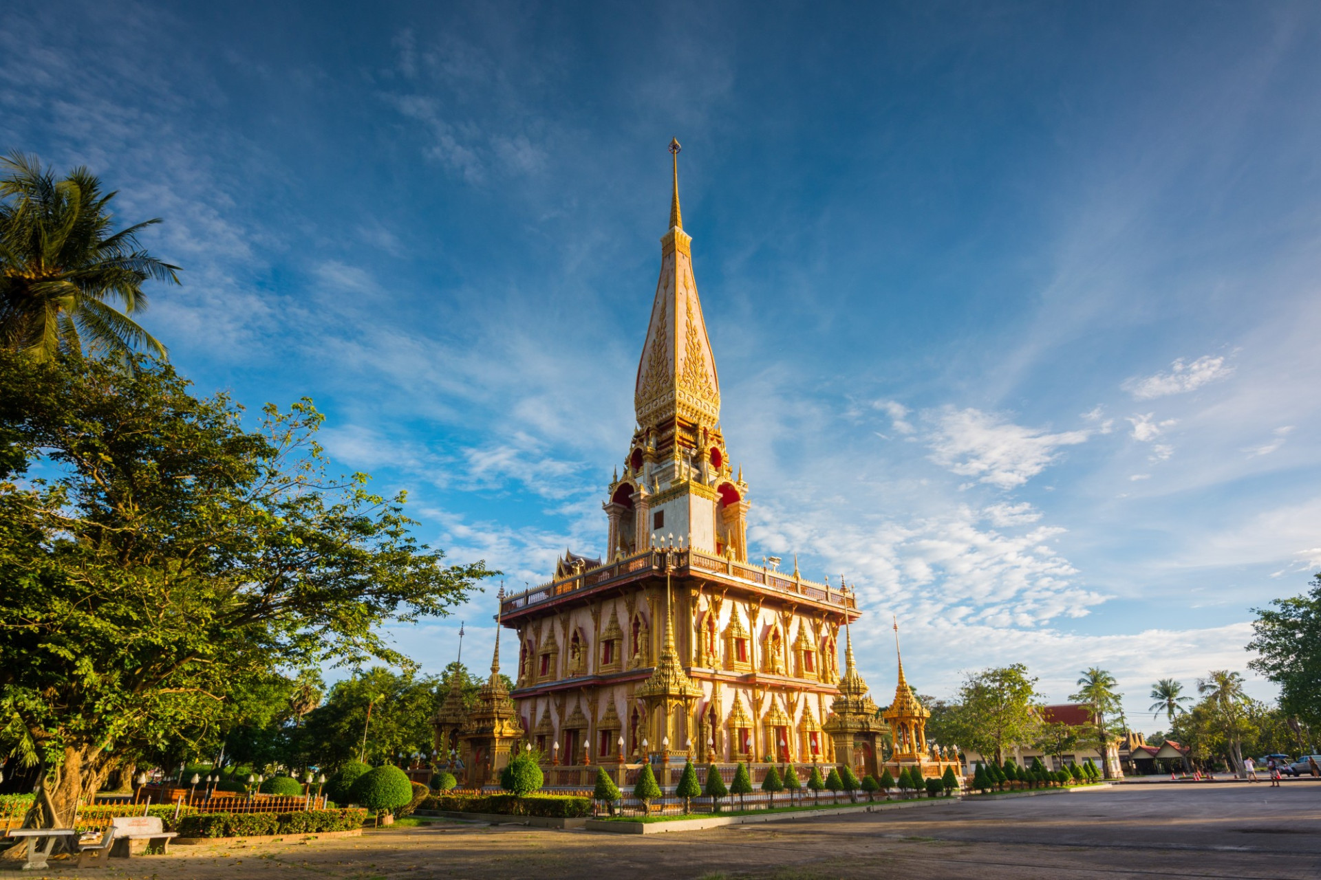 Wat Chalong AdobeStock 184558152 c.boophuket