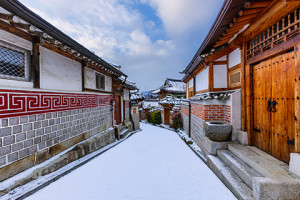 Bukchon Hanok Village winter Seoul South Korea AdobeStock 337775634 web