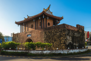 Hengchun Old Town South Gate in Pingtung County Taiwan iStock 1385306489 web