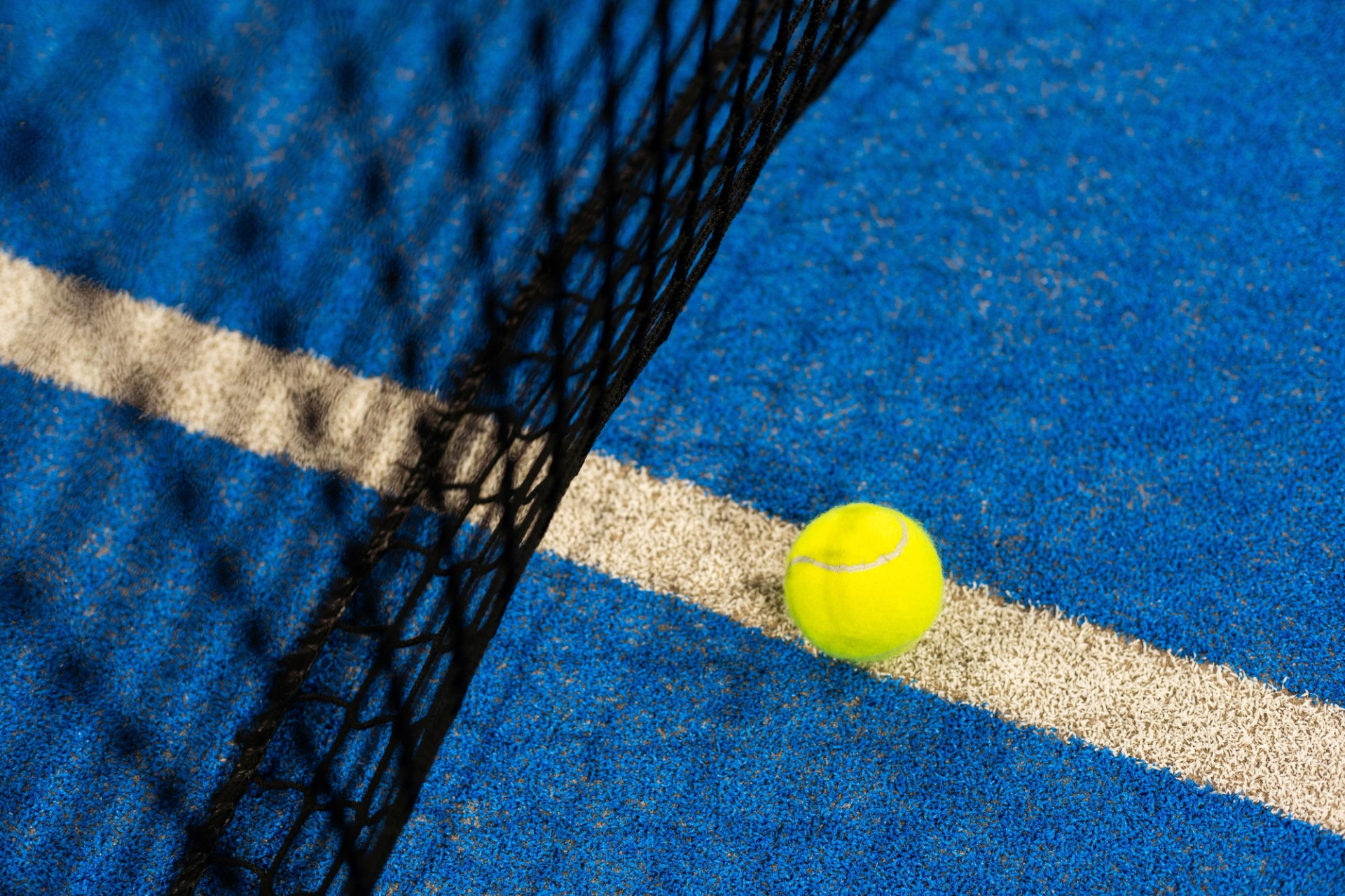 Tennis shutterstock 2466859753 c.Andrew Angelov