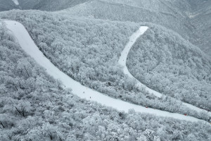 Ski slopes of Yongpyong Ski Resort Balwangsan Mountain Pyeongchang gun Gangwon do South Korea AdobeStock 929566216 web
